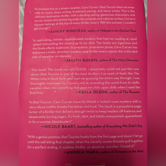 Book: Bad Tourists - Picture 3 of 4